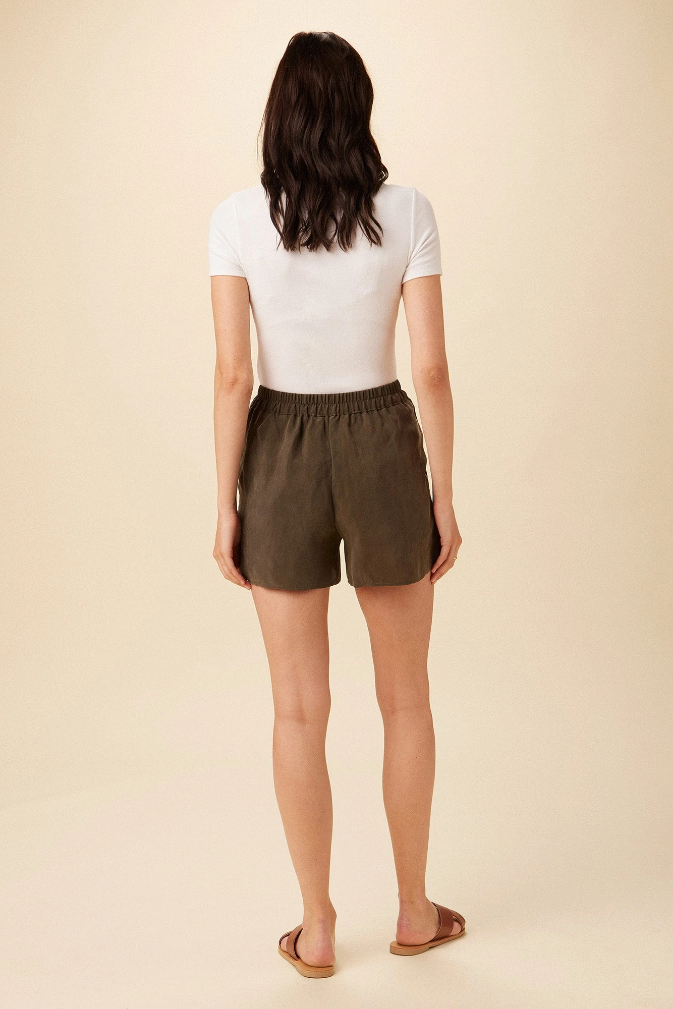 Palo Cottonseed Cupro Short - Olive 6 Palo Cottonseed Cupro Short - Olive - Image 4