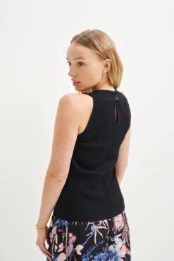 Leomie Paris Rib Tank - Black -Deals Zesty Vex Store 0474 Leomie Black 0829 web b2e485c4 ccdd 4159 be96 9bef7d29c30b