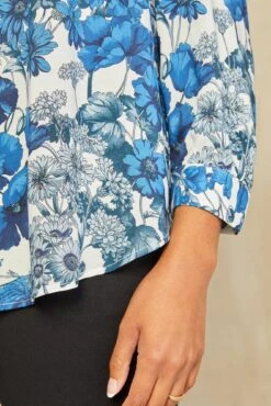 Eusalia Ecovero Blouse - Elsinore Blue 9 Eusalia Ecovero Blouse - Elsinore Blue -Deals Zesty Vex Store 0517 Eusalia Elsinore Blue 3407 web 7921c7a6 6478 4a70 a26a 1da639945173