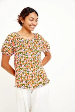 Lotta Washable Silk Blouse - Seaside Floral -Deals Zesty Vex Store 0563 Lotta Silk Seaside Floral 1121 web 0669d524 d57f 43e4 958d ef8c30d39033