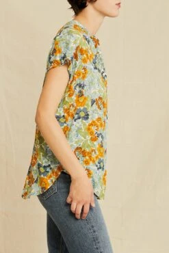 Renata Ecovero Blouse - Veranda Floral -Deals Zesty Vex Store 0607 Renata Ecovera Veranda Floral 2584 web 2d333101 826a 4010 af52 c88eabc993f7