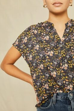 Renata Ecovero Blouse - Marion Floral -Deals Zesty Vex Store 0607 Renata Ecovero Marion Print V2 15776 web 5574be9b a8d6 4c5d 87d1 8b8d38e4f36f