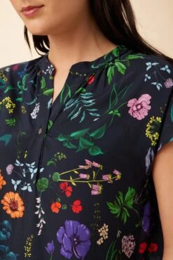Renata Ecovero Blouse - Stella Floral Navy -Deals Zesty Vex Store 0607 Renata Stella Navy 4