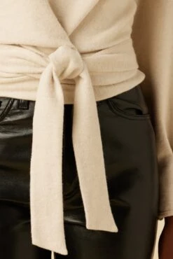 Joni Nouveau Fleece Top - Oatmeal -Deals Zesty Vex Store 0624R1 Joni Oatmeal 4