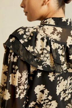 Myra Upcycled Blouse - Champagne Chiffon 13 Myra Upcycled Blouse - Champagne Chiffon -Deals Zesty Vex Store 0758 Myra Chiffon Champagne Chiffon 10024 web