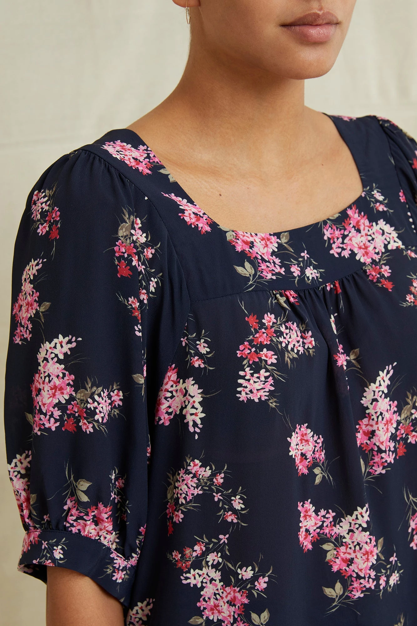Edith Viscose Blouse - Whitby Floral 6 Edith Viscose Blouse - Whitby Floral - Image 4