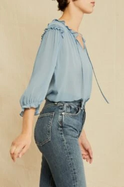 Silva Crinkle Cupro Blouse - Pool -Deals Zesty Vex Store 0804 Silva Pool 3414 web d7a8b32a c21b 49c5 b9f0 318e1e85295d