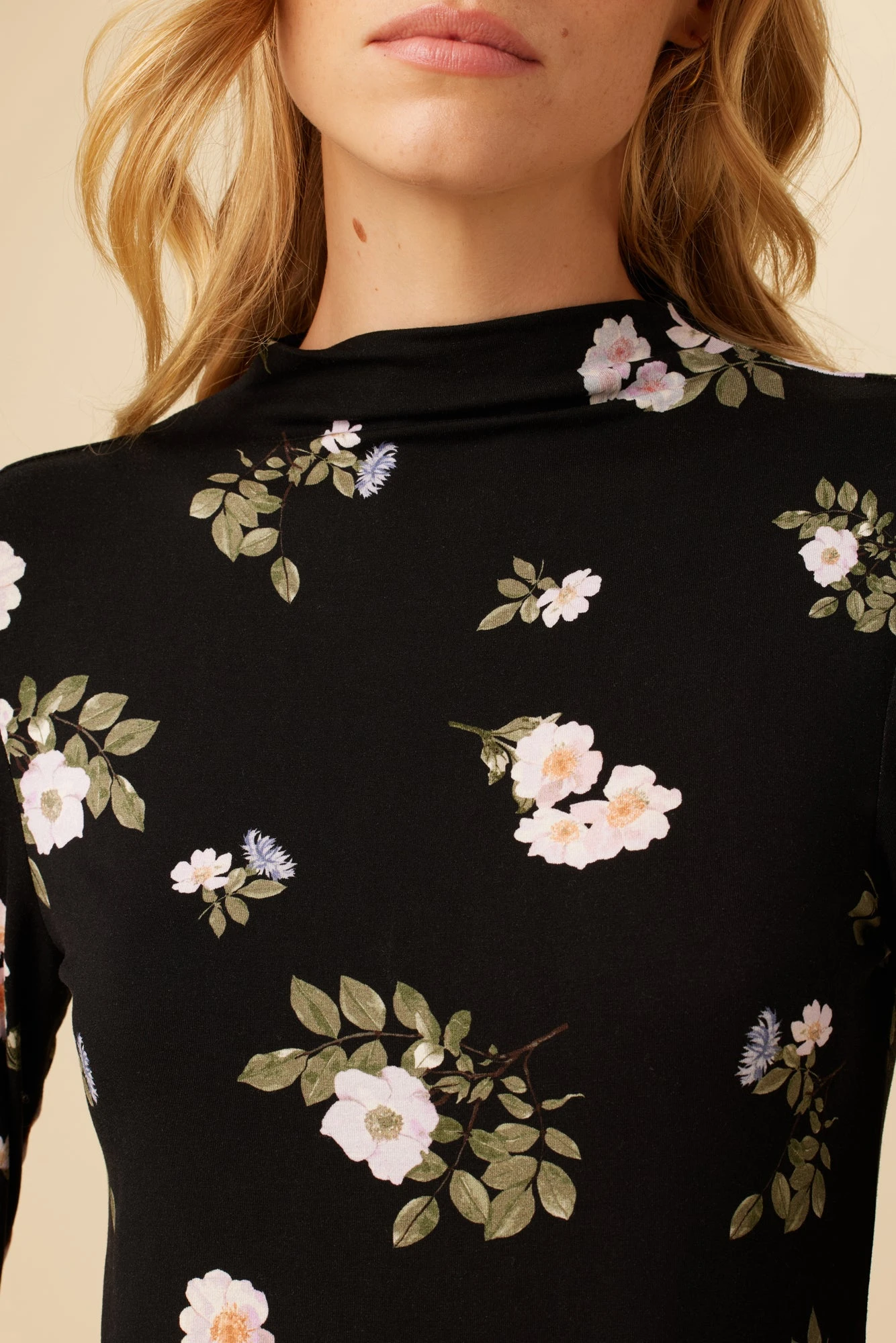 Lux Viscose Knit Turtleneck - Ladera Floral 6 Lux Viscose Knit Turtleneck - Ladera Floral - Image 4