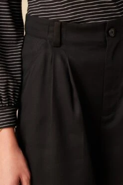 Larisa Tencel Twill Short - Black -Deals Zesty Vex Store 10159 Larisa Short Black 5