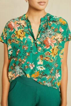 Renata Washable Silk Blouse - Rosalind Floral -Deals Zesty Vex Store 211013 AV October ECOMM 1068RenataWashableSilkRosalindFloral 7971 web 949c4421 f172 43a5 ac13 3664efee8169