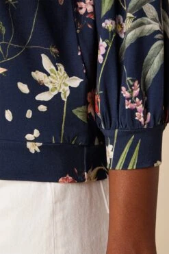 Issa Viscose Knit Tee - Gemini Navy -Deals Zesty Vex Store 26 Issa Viscose Gemini Navy 4