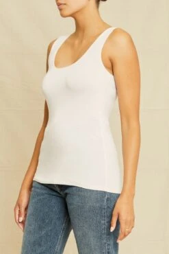 Iris Dream Knit Tank - Black - ReAmour -Deals Zesty Vex Store 4012IrisScoopNeckTankWhite 3004 web 4c82e0c1 b086 4cea 9c4a d594f863e237