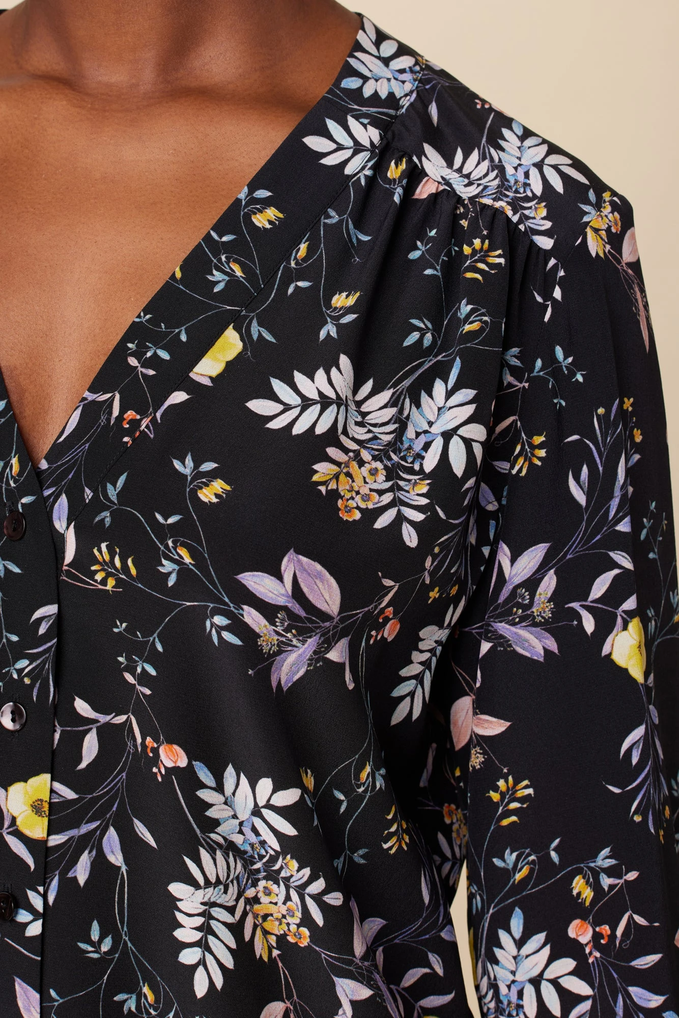 Kaya Washable Silk Blouse - French Jardin Black 6 Kaya Washable Silk Blouse - French Jardin Black - Image 4