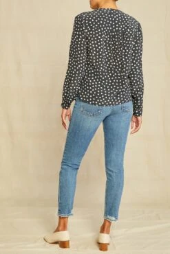 Kaya Washable Silk Blouse - Heart Black Ivory Print -Deals Zesty Vex Store 8509 Kaya Heart Black Ivory 2763 web 33e06cfd 1367 4ddf ac76 cac1713dcbcc